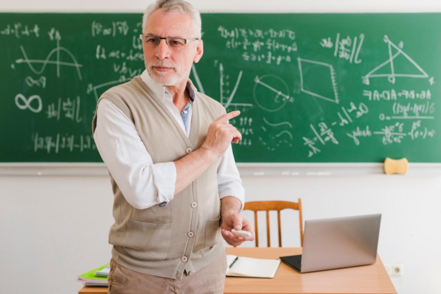 Sesiune educațională arefolumiva despre gestionarea bugetului personal și economisirea inteligentă